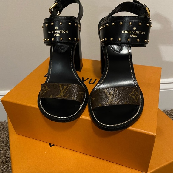 Louis Vuitton size 37 Calf Leather Sandal Brown and Black Monogram - Picture 2 of 2